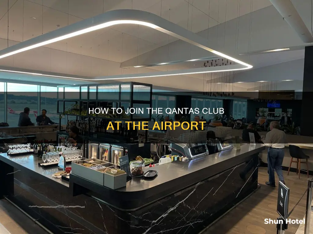 can i join qantas club at the airport