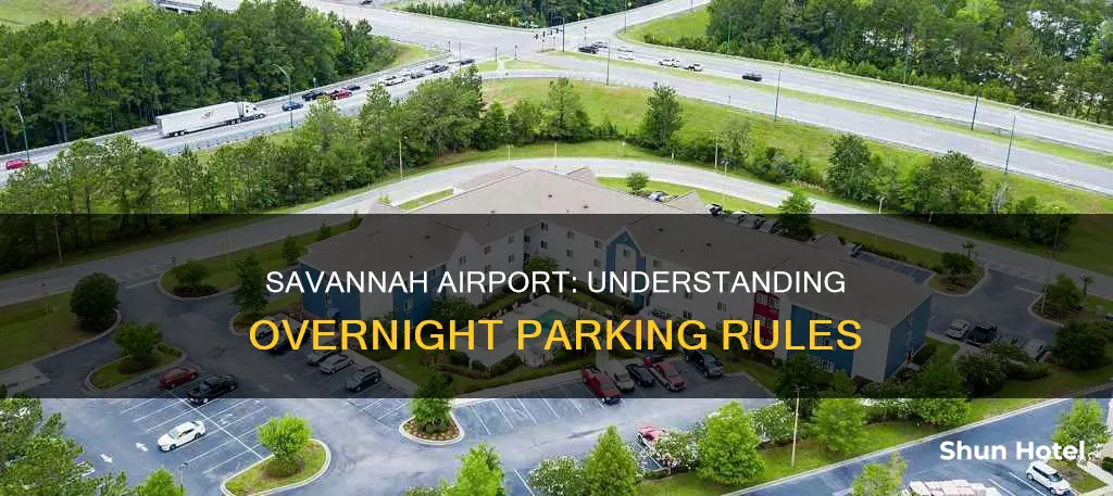 can i park for less than 24hrs in savannah airport