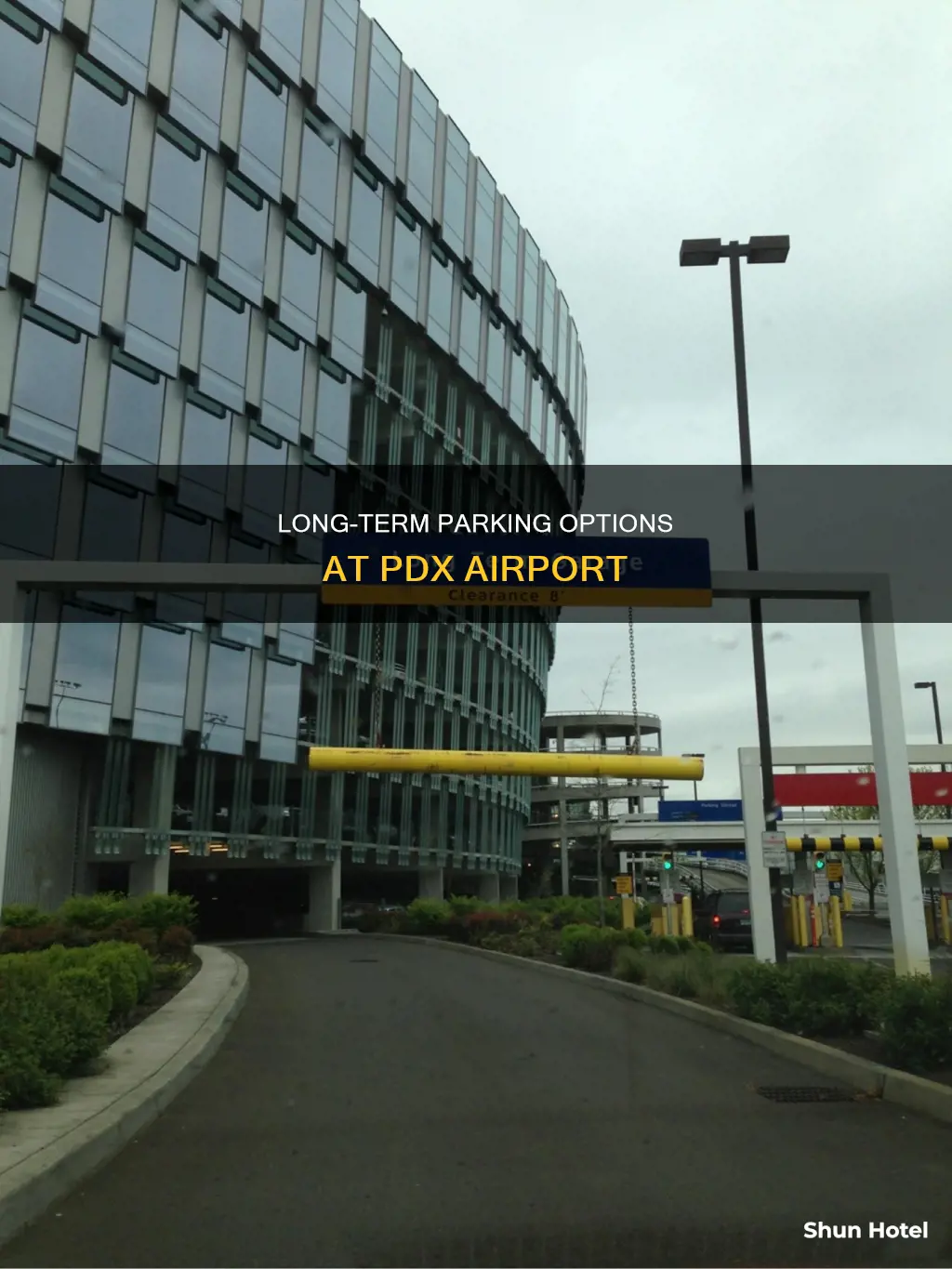 can i park for long term at pdx airport