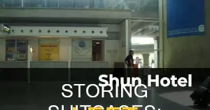 can i store suitcases at the airport