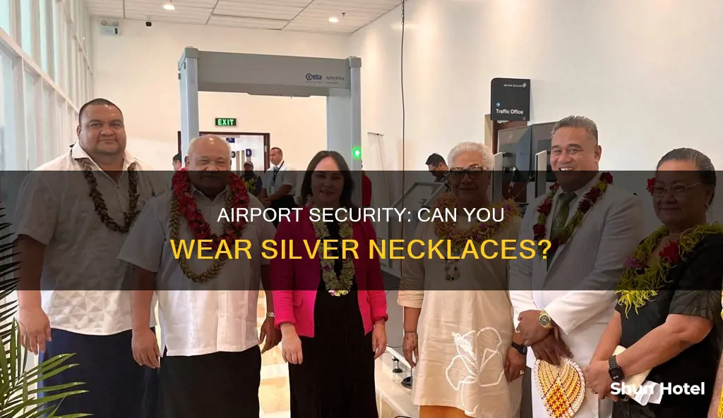 can i wear silver necklace through tsa airport security