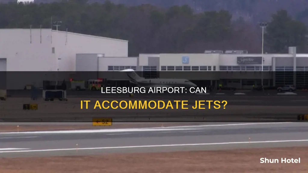 can leesburg airport take jets