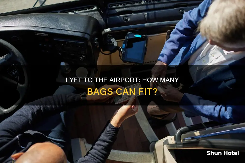 can lyft handle 4 bags to airport