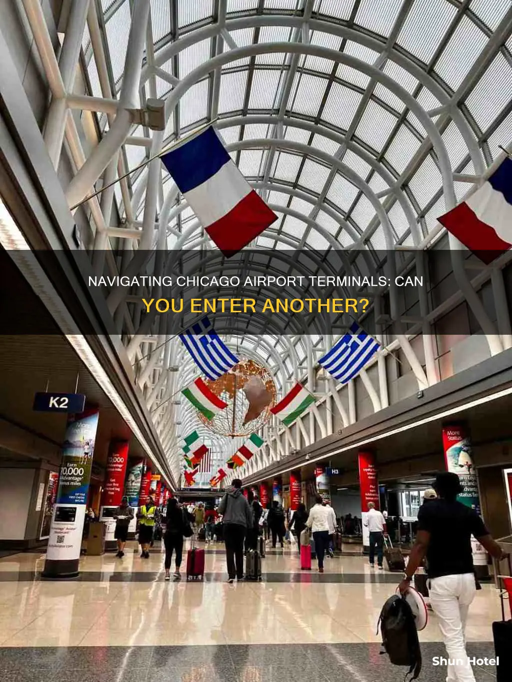 can we enter airport in a different terminal in chicago