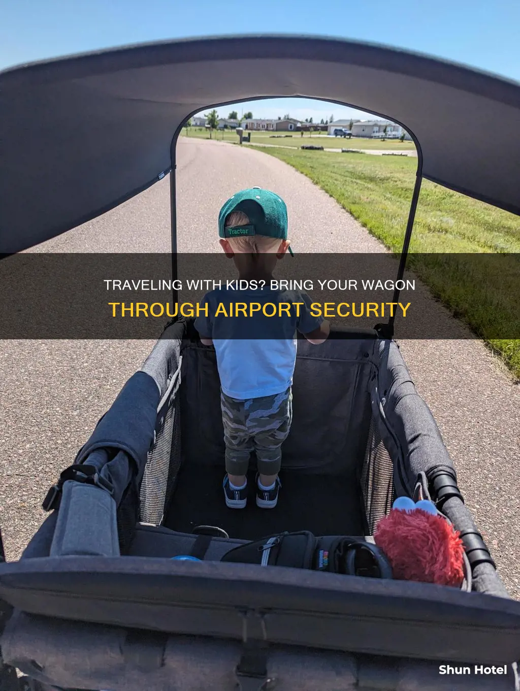 can you bring a wagon through airport security