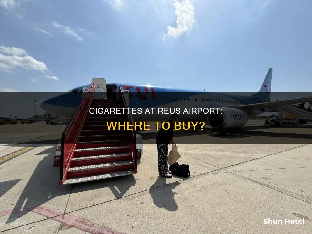 can you buy cigarettes at reus airport