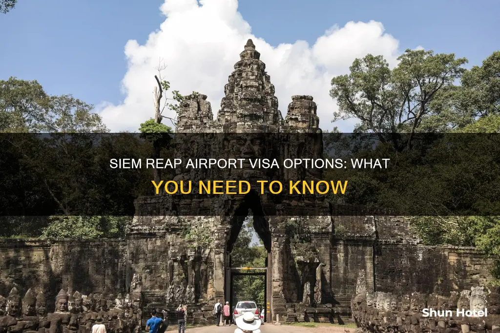 can you get visa at siem reap airport