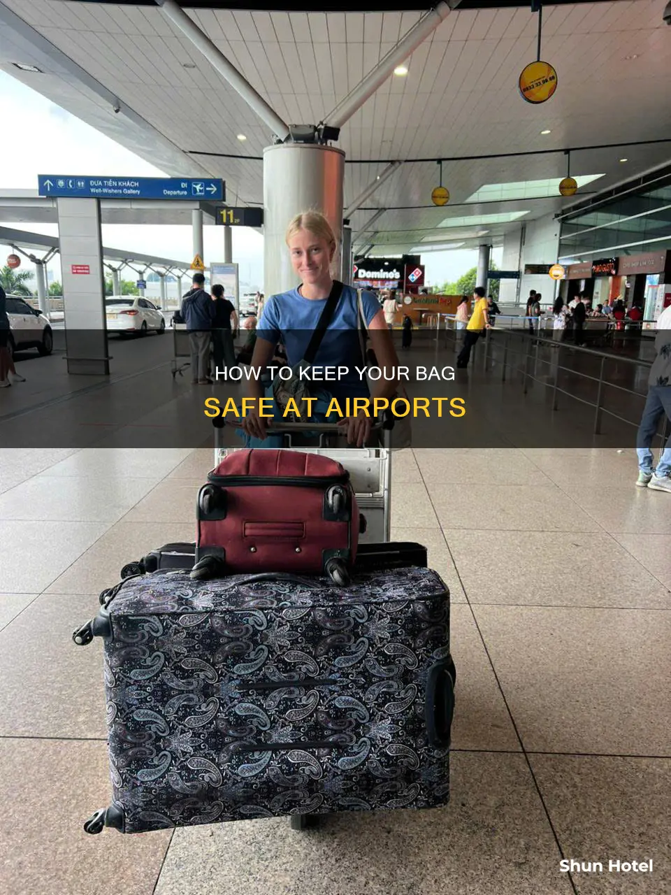 can you keep a bag at airport