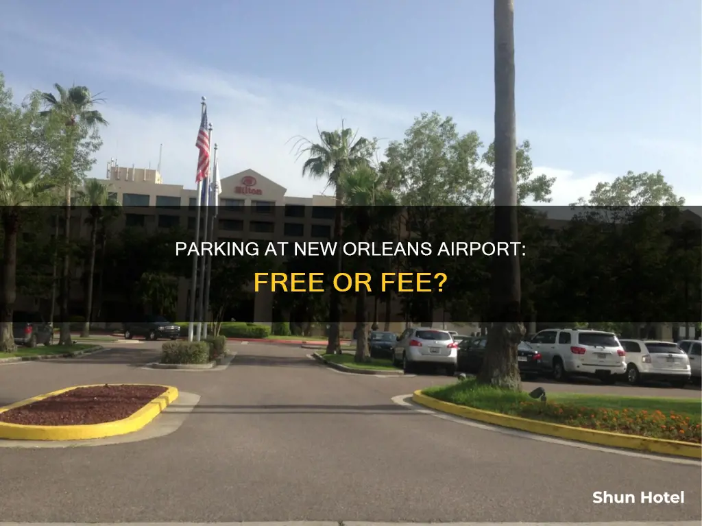 can you park at new orleana airport for free