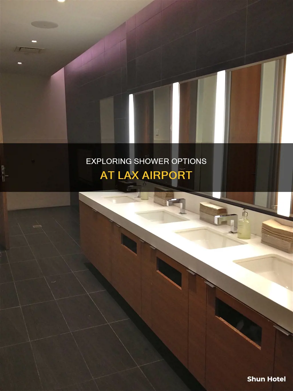 can you shower in lax airport