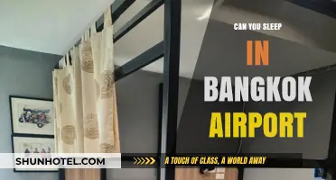 Bangkok Airport: Sleep or No Sleep?