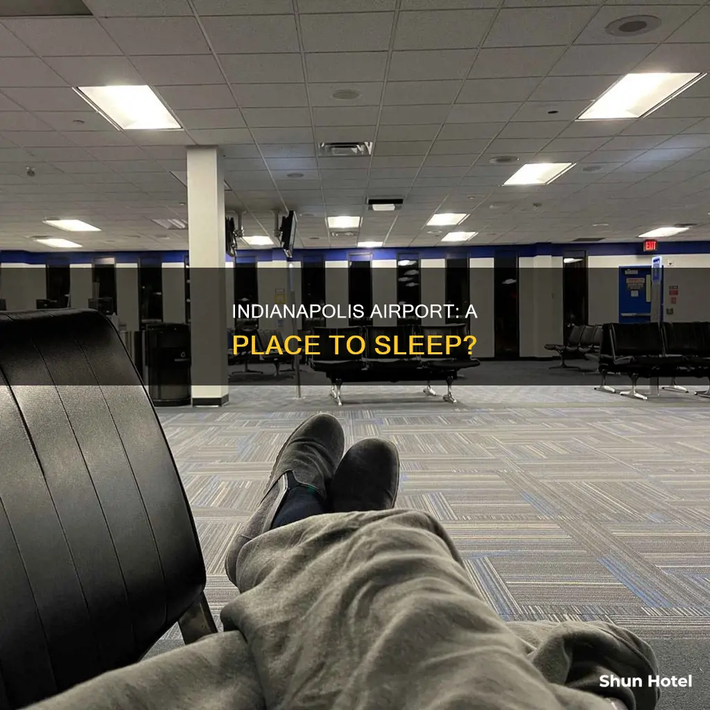 can you sleep in indinaoplis airport