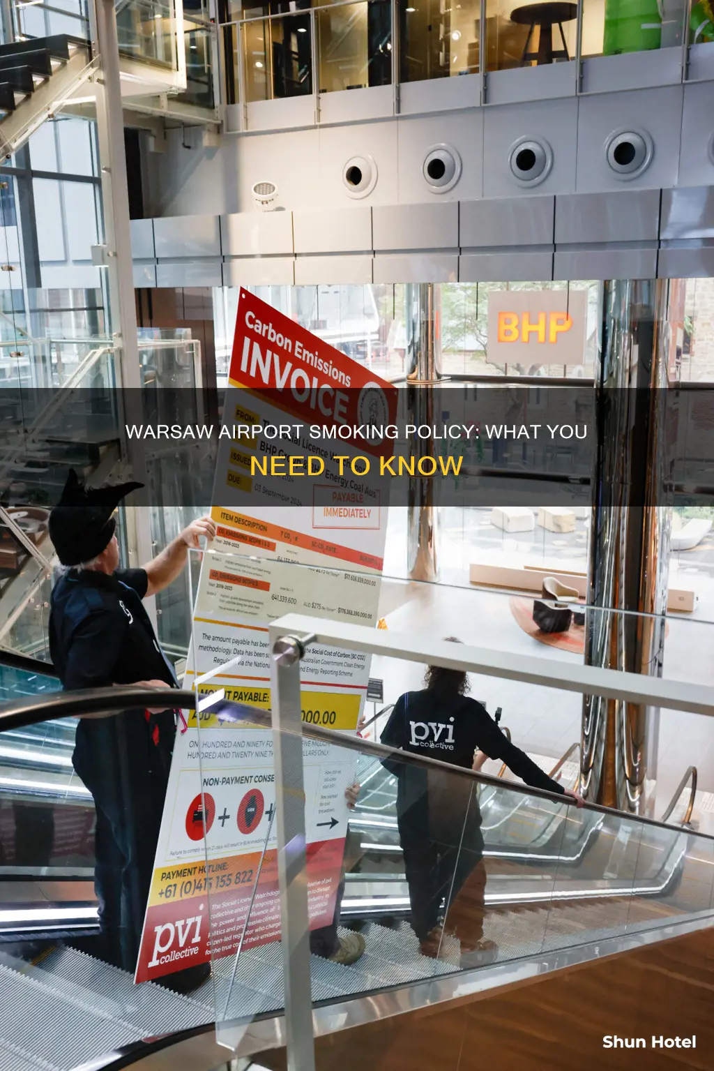 can you smoke in warsaw airport