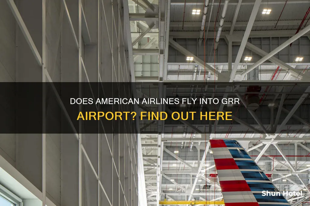 does american airlines fly into grr airport