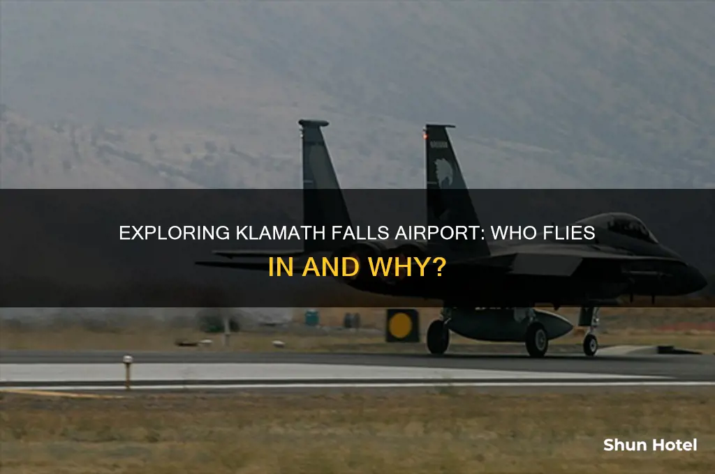 does anyone fly in to klamath falls airport