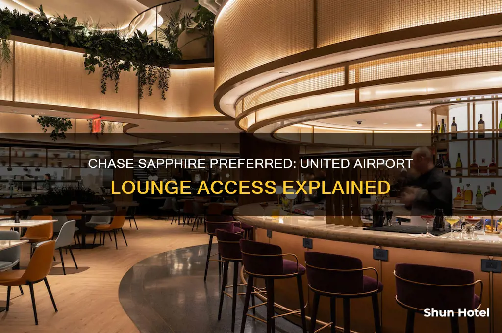 does chase sapphire preferred get you into united airport lounges