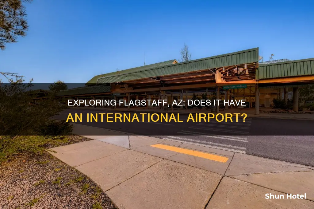 does flagstaff az have international airport
