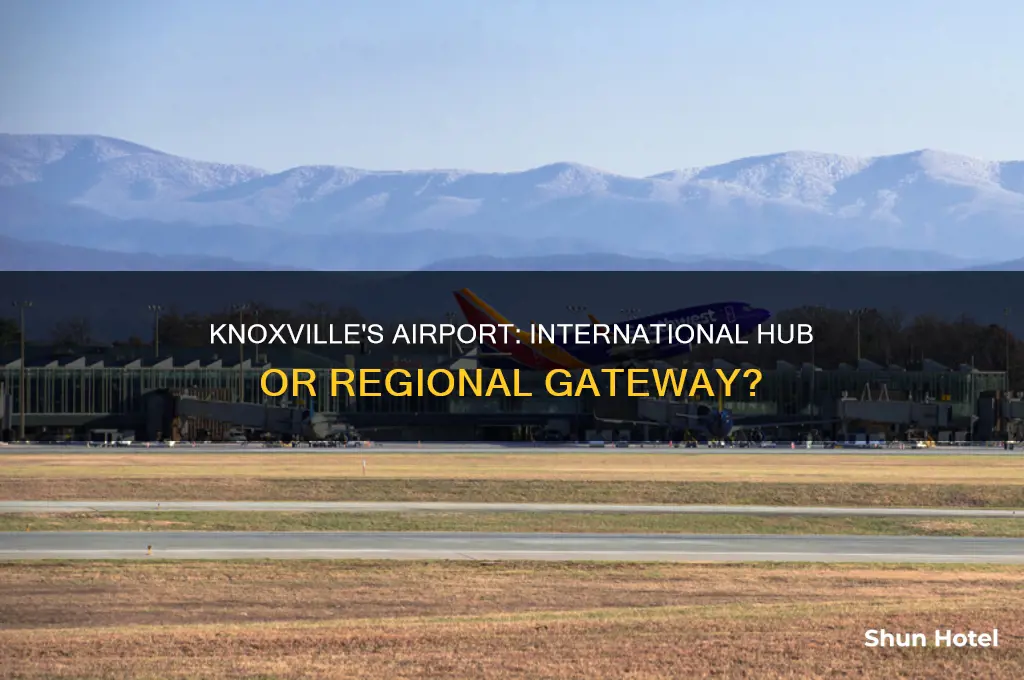 does knoxville have an international airport
