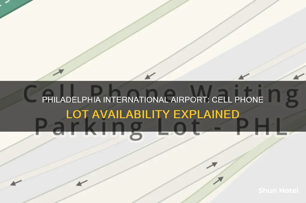 does philadelphia international airport have a cell phone lot