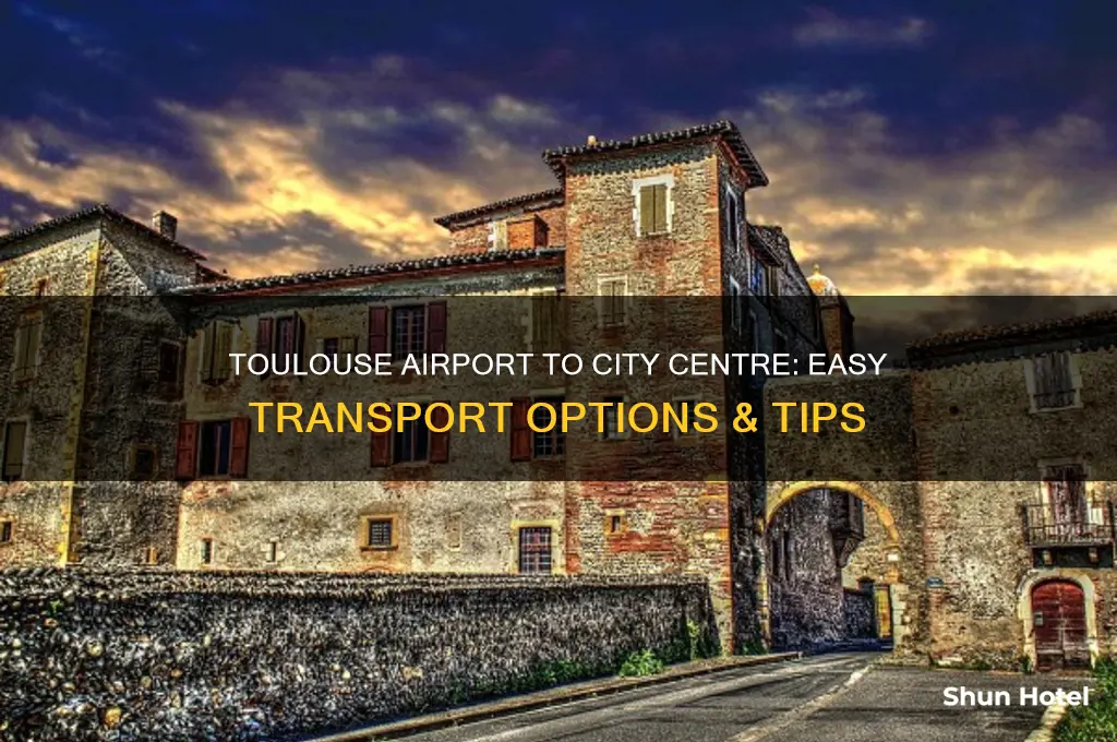 how do i get from toulouse airport to city centre