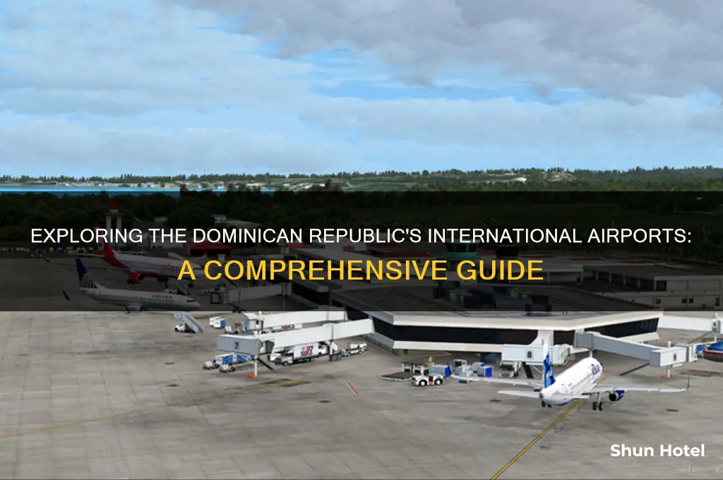 how many international airports in domican re