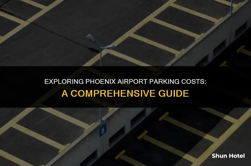 how much does parking cost at phoenix airport