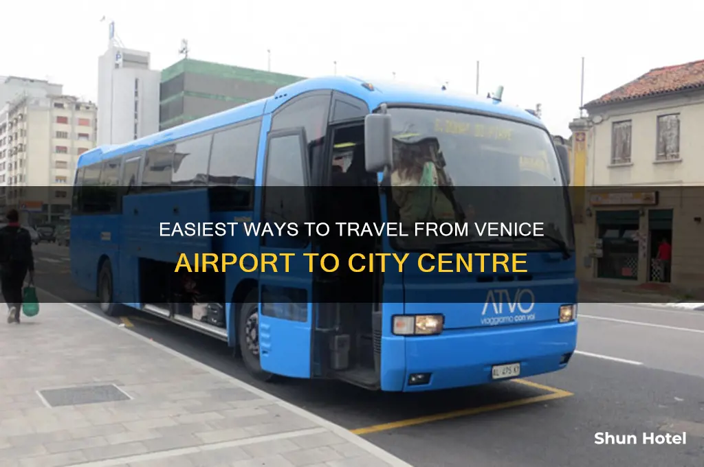how to get from airport to venice city centre
