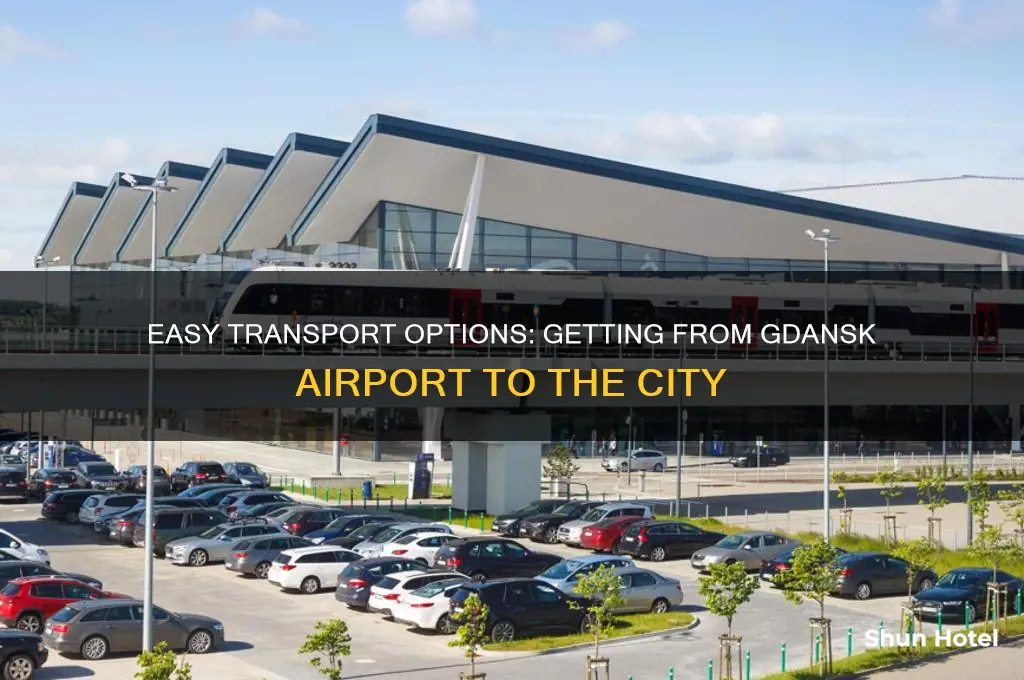how to get from gdansk airport
