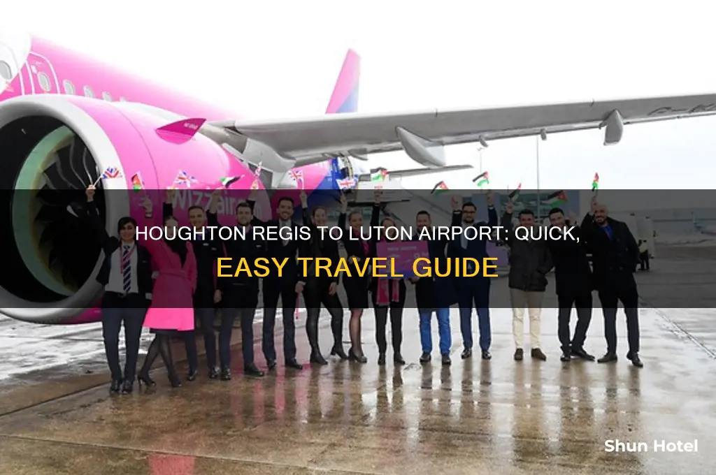 how to get from houghton regis to luton airport