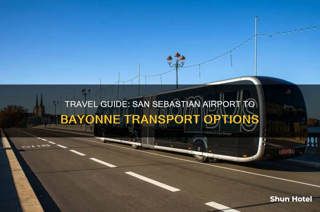 how to get from san sebastian airport to bayone