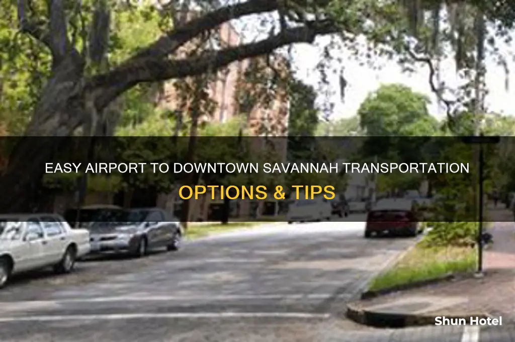 how to get from the airport to downtown savannah
