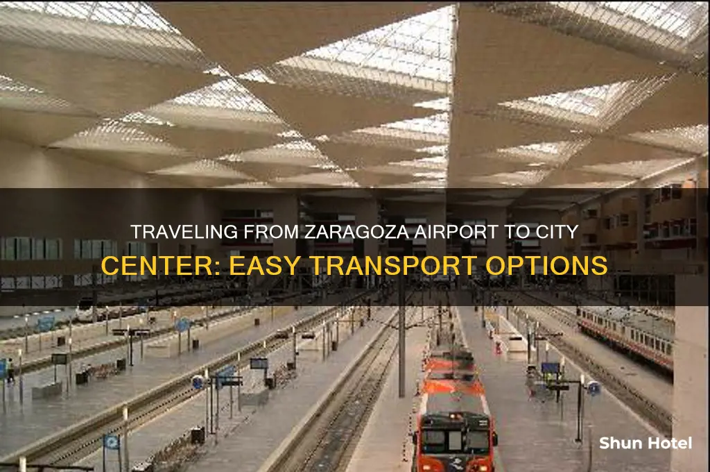 how to get from zaragoza airport to zaragoza