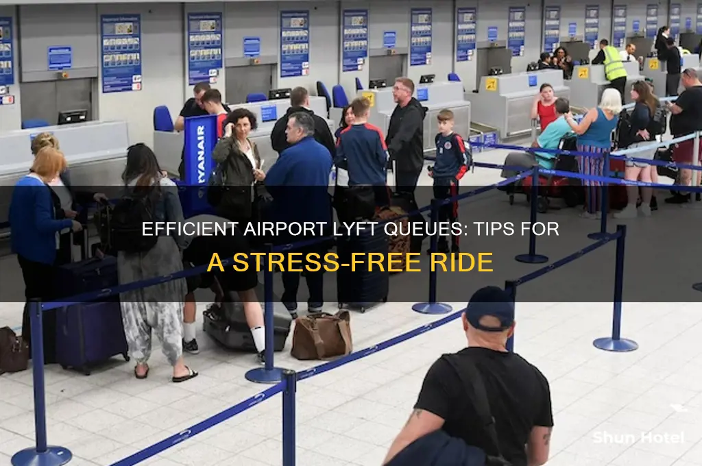 how to get in airport queue lyft