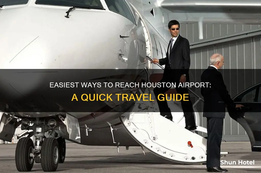 how to get to airport houston