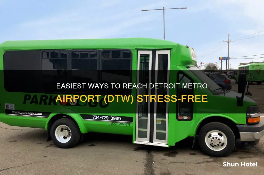 how to get to dtw airport