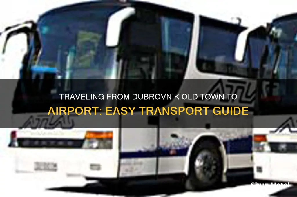 how to get to dubrovnik airport from old town