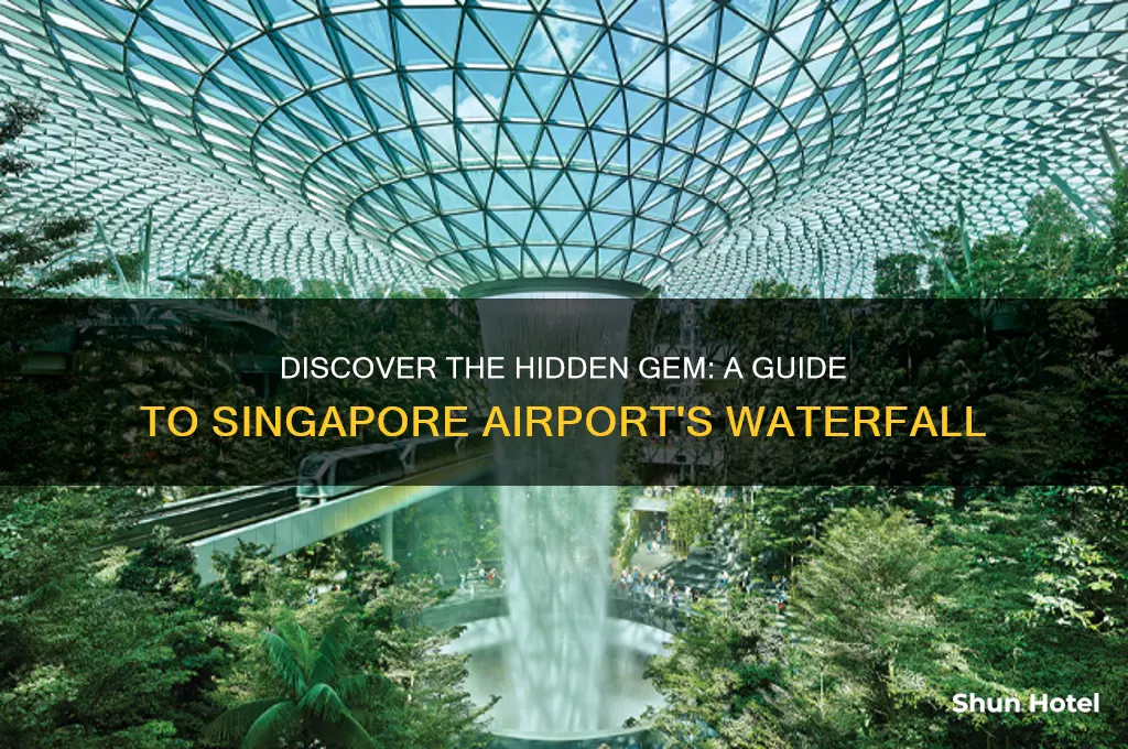 how to get to singapore airport waterfall