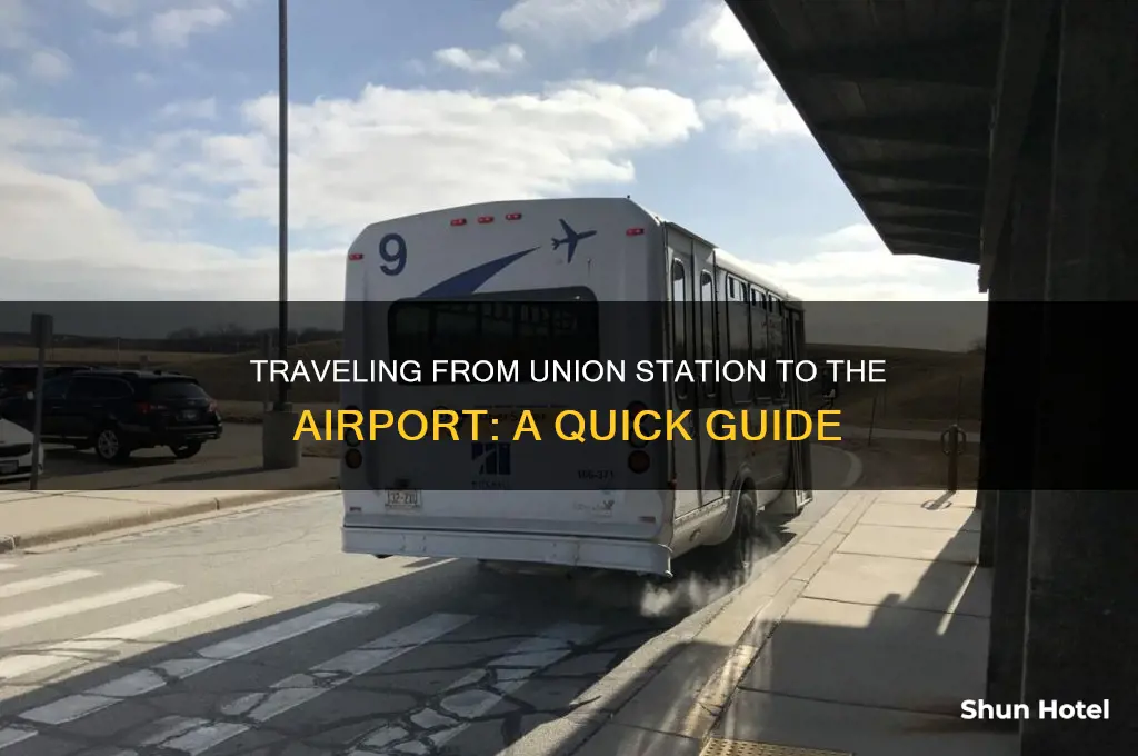 how to get to the airport from union station