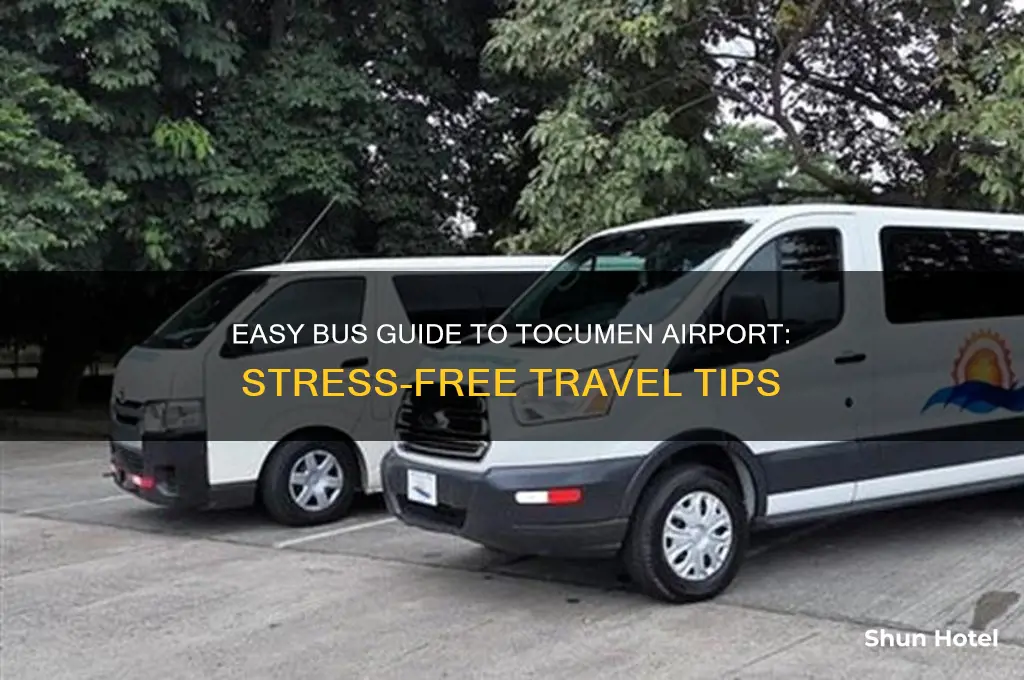 how to get to tocumen airport by bus