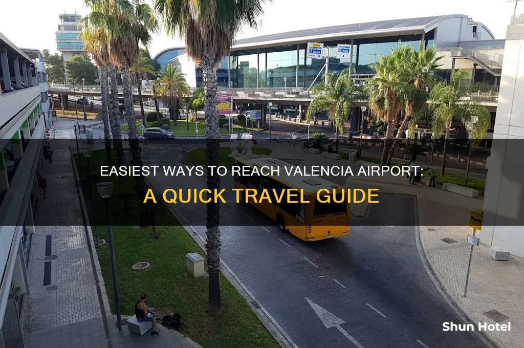 how to get to valencia airport