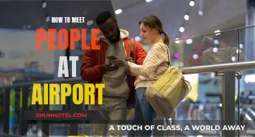 Meeting People at Airports: A Guide to Making Friends Globally