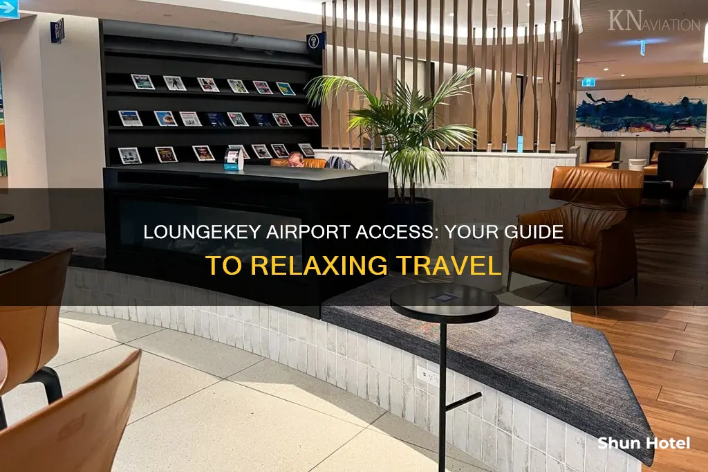 how to use loungekey in airport