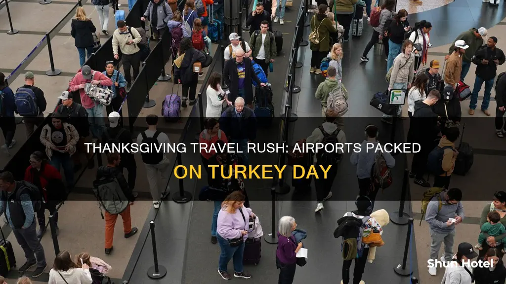 is airport busy on thanksgiving day