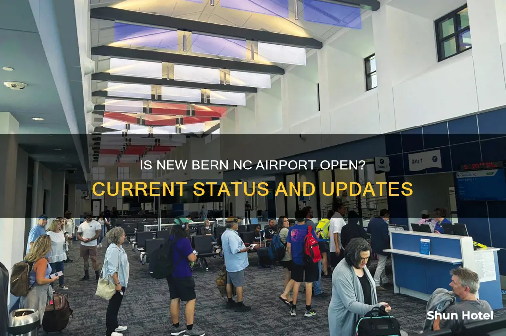 is airport in new bern nc open