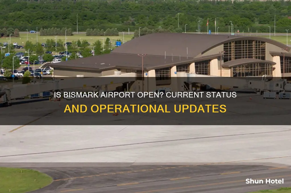 is bismark airport open