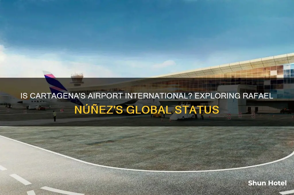 is cartagena an international airport
