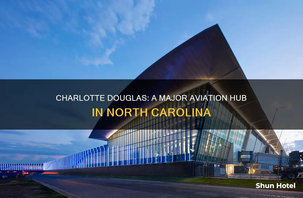 is charlotte nc a big airport