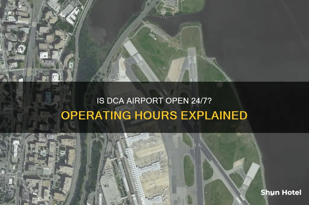 is dca airport open 24 hours