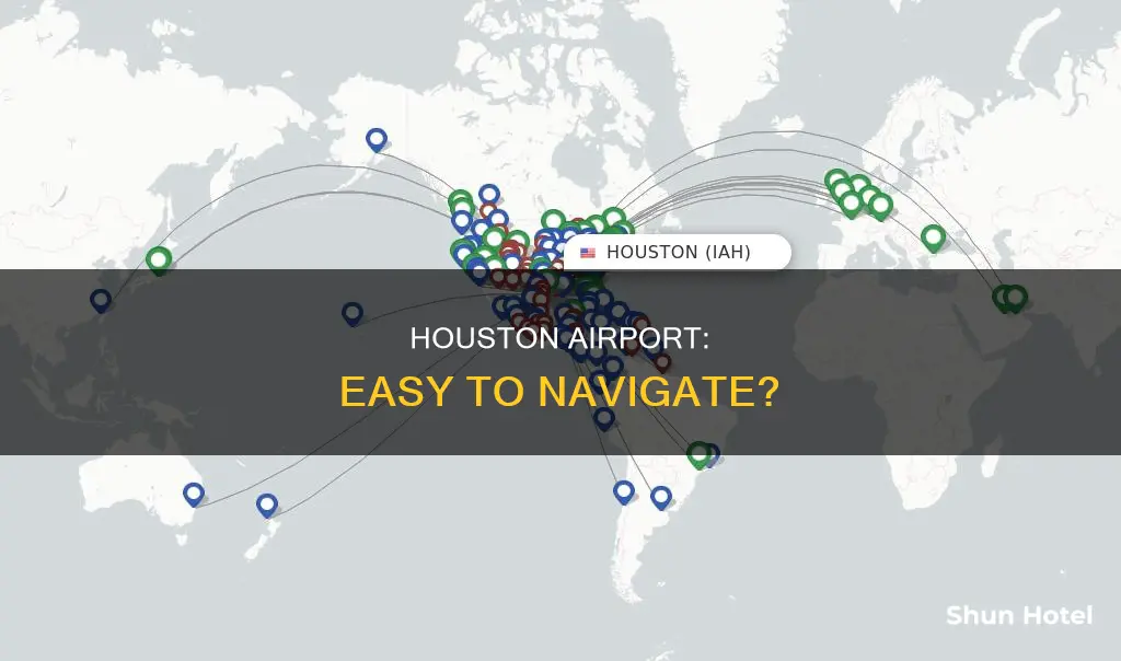 is houston airport easy to navigate