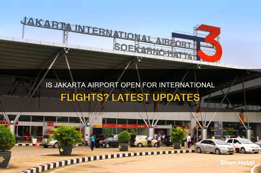 is jakarta airport open for international flights